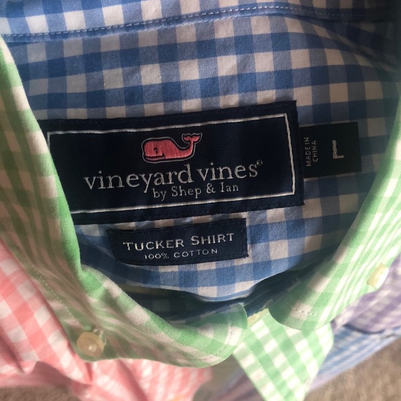 Vineyard Vines Button Down - Picture 3 of 3